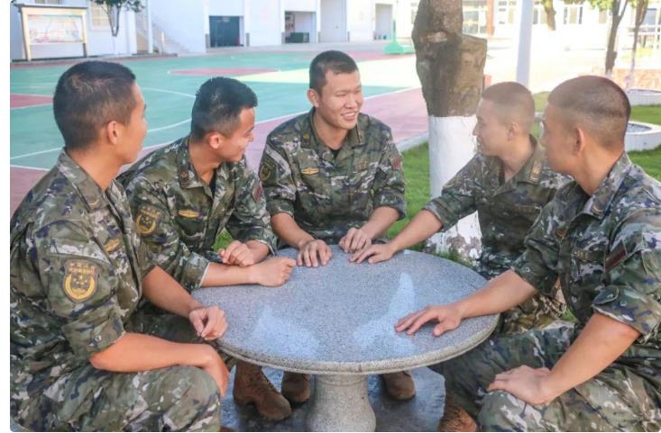 武警7.jpg