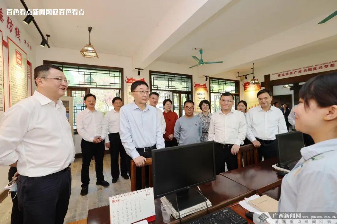 刘宁深入崇左市大新县弄斗屯调研 与群众夜话乡村振兴 